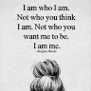 Meet your Posher, Mallory